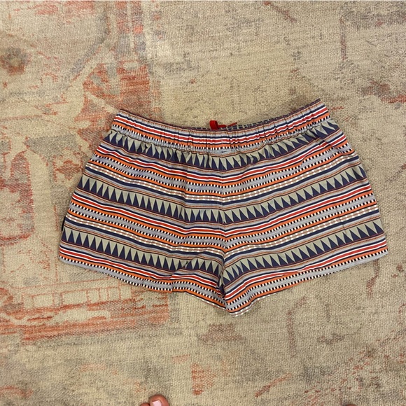 Patagonia Barely Baggies Women's Shorts - Picture 2 of 6